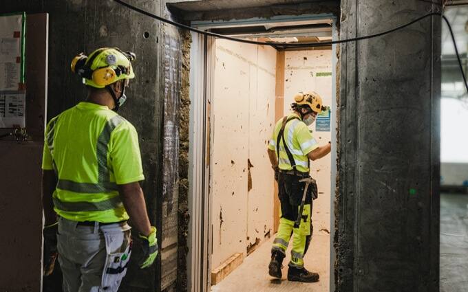 Dizala KONE za uporabu tijekom vremena izgradnje