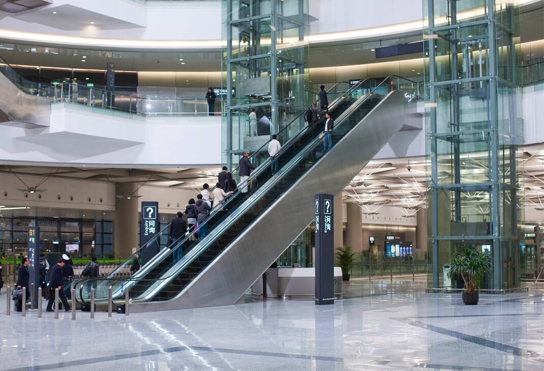 img_ref_Hongqiao_Carousel 1